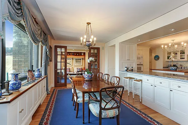 Sold by Marilyn Korn Real Estate | media 2