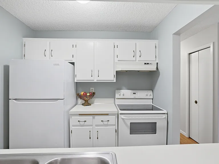 8856 Jasmine Ln — Photo 6