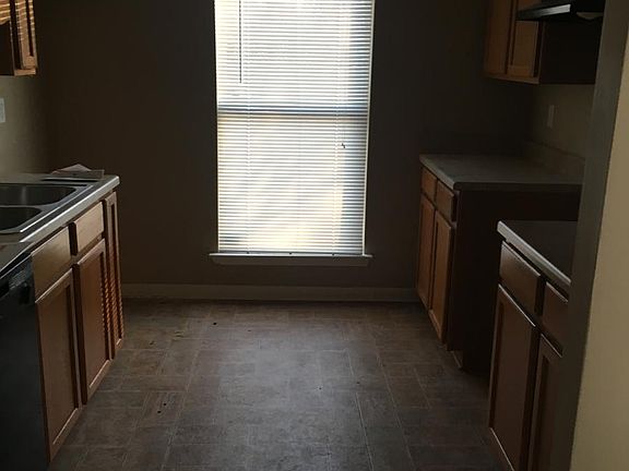 5th image of 200 Keel Ave