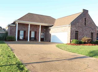 303 E Magnolia Pl, Pearl, MS 39208