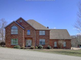 122 Newcomer Rd, South Charleston, WV 25309