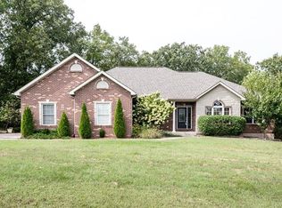 3305 Magnolia Ln, Festus, MO 63028
