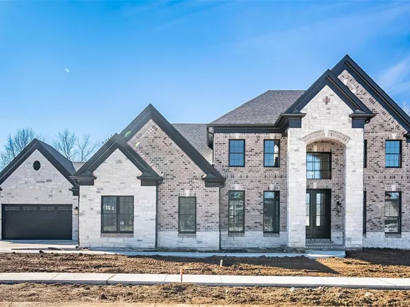 795 Schaeffers Grove Ct, Chesterfield, MO 63005