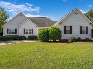 105 Laurens Ct, Anderson, SC 29621