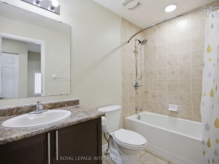 354 Rolling Meadow Cres — Photo 23