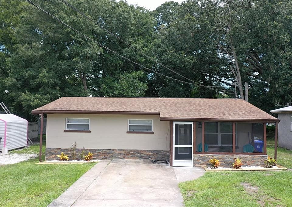 1st image of 321 Bassedena Cir N