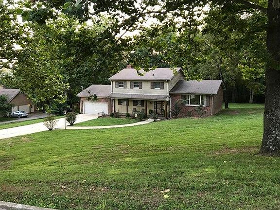 2nd image of 311 Ledgeview Dr