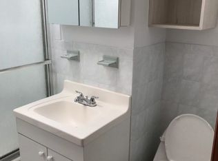 3031 48th St #2, Astoria, NY 11103