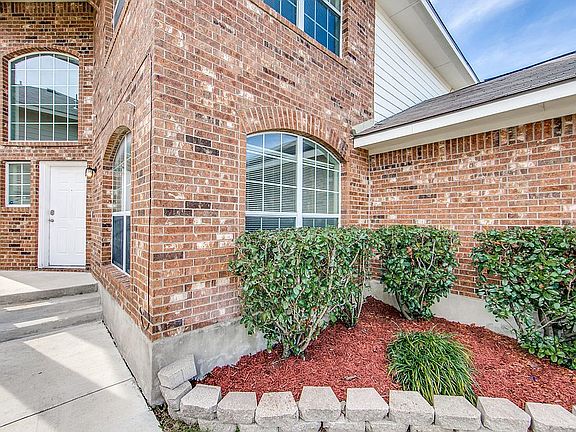 3rd image of 7922 Brinson Ct