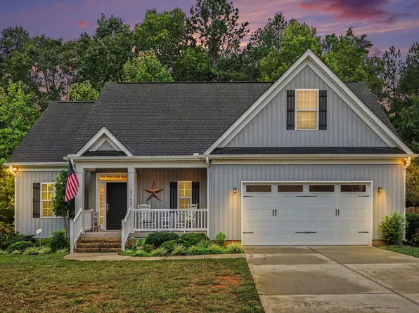 3743 Travertine Dr, Lancaster, SC 29720