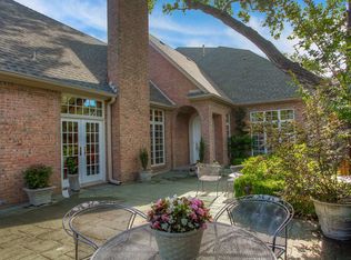 1909 Highland Park Cir, Fort Worth, TX 76107