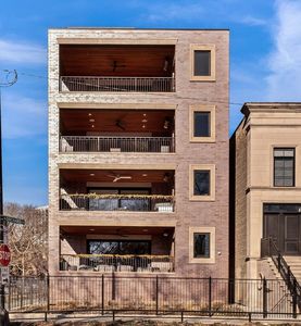 2207 N Orchard St #3, Chicago, IL, 60614
