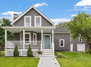 136 Groton Rd, North Chelmsford, MA 01863