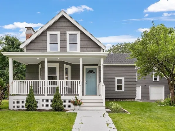 136 Groton Rd, North Chelmsford, MA 01863