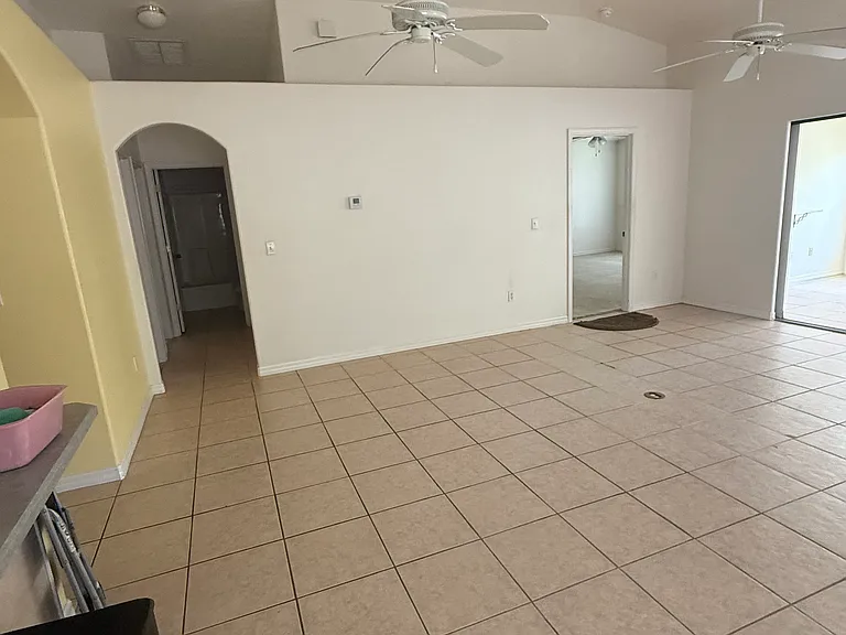 Living/Dining Room - 2 fans