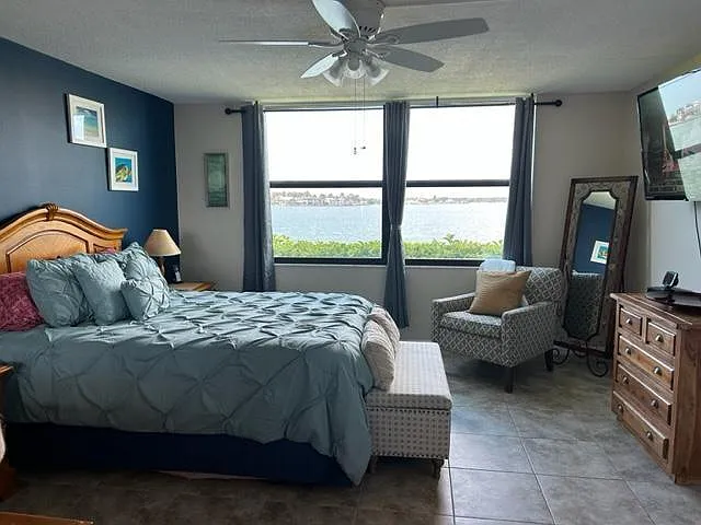 7700 Sun Island Dr S #105 — Photo 10