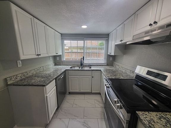 5th image of 2623 San Sabastian Cir