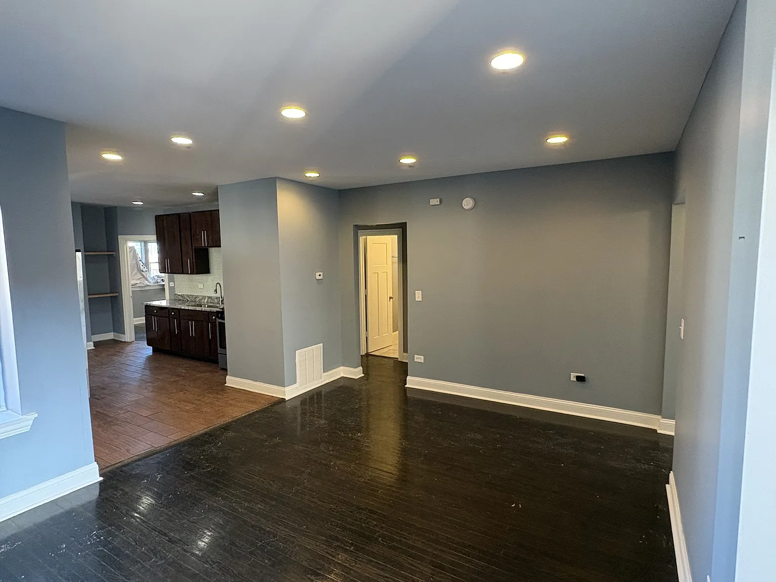 7025 South Chappel Avenue - 3 — Photo 3