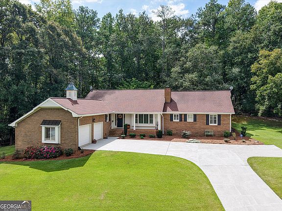 2nd image of 53 Maple Valley Dr