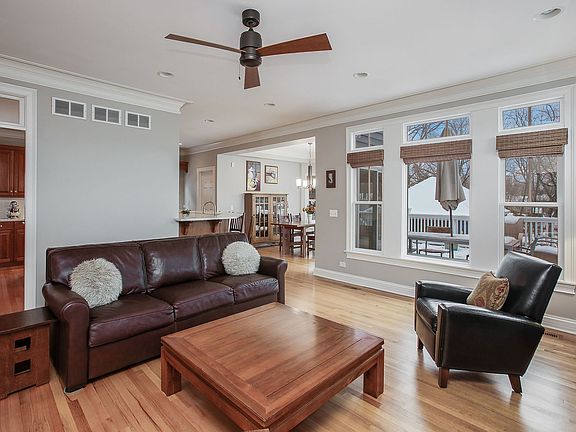 4th image of 629 N Kenilworth Ave