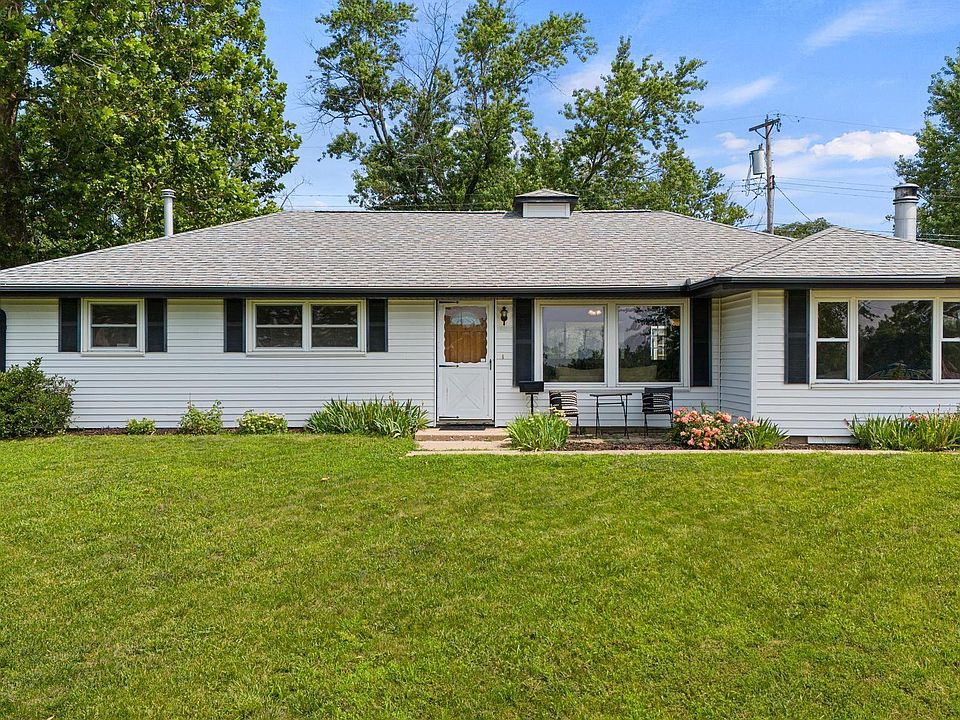 1st image of 2103 W Cimarron Dr