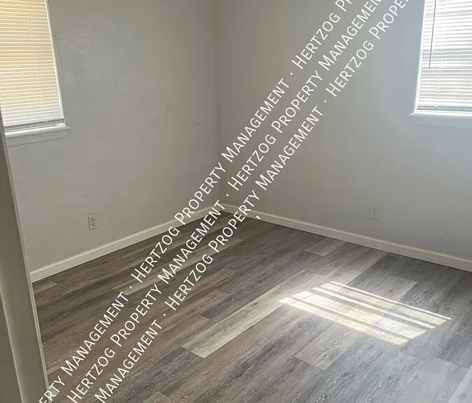 3200 El Camino St — Photo 12