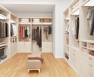 Rented by R New York