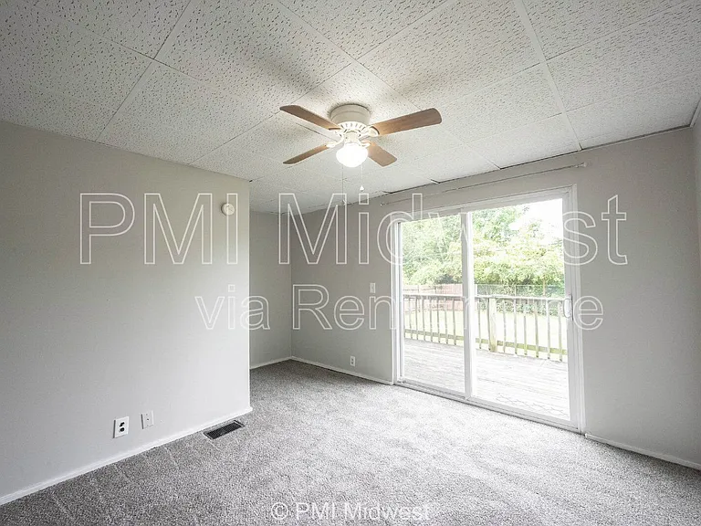 334 Ellis St — Photo 16