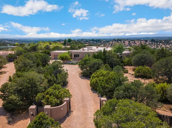 978 Indian Ridge Rd, Santa Fe, NM 87501