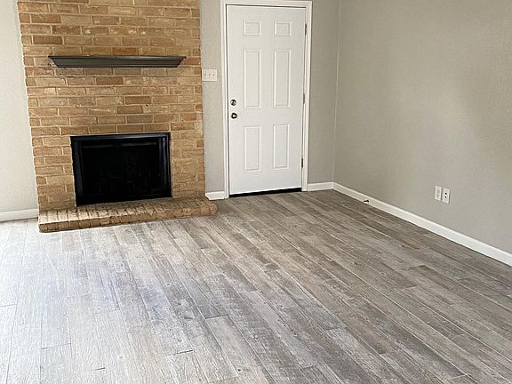 2nd image of 7880 Gladys Ave
