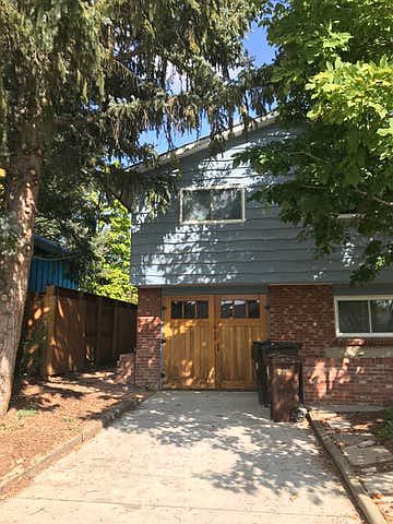 Exterior - driveway and garage entrance