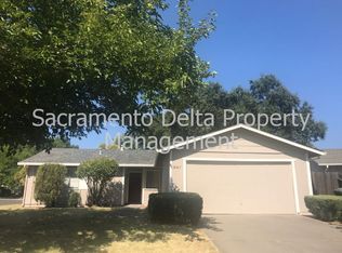 8667 El Sobrante Way, Orangevale, CA 95662