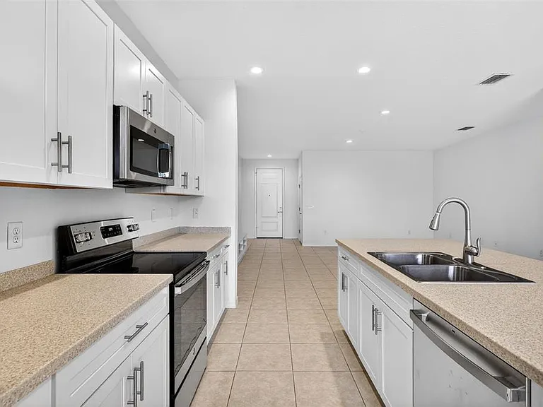 8667 Canyon Creek Trl — Photo 9