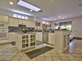 16277 W Willow Creek Ln, Surprise, AZ 85374
