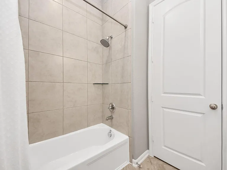 2547 Granberry Point — Photo 9