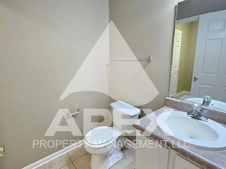 10808 Topview Ln — Photo 9