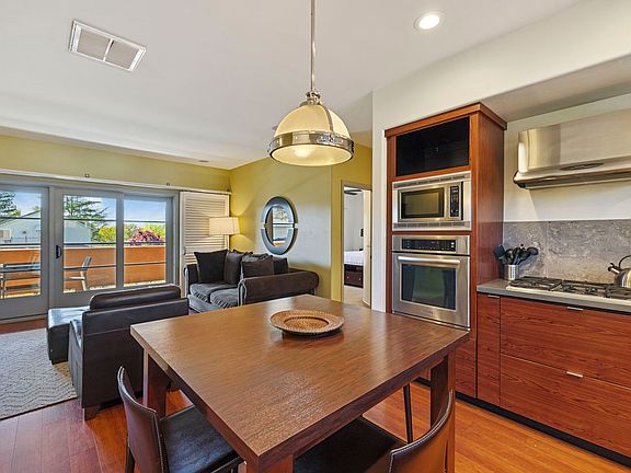 3rd image of 1279 Woodhaven Ln #201