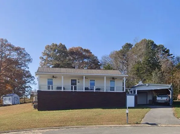 418 Pocahontas Ln, Rutledge, TN 37861