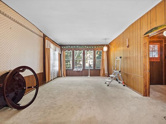 5th image of 4333 N Melvina Ave