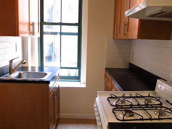 3rd image of 528 E 79th St APT 5D