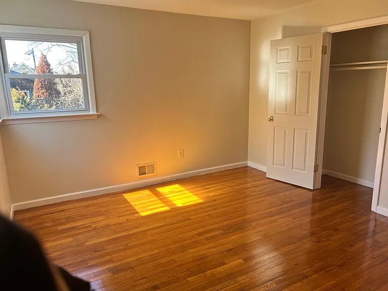 126 Orange St — Photo 13