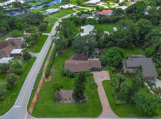 1023 NW Pine Lake Dr, Stuart, FL 34994
