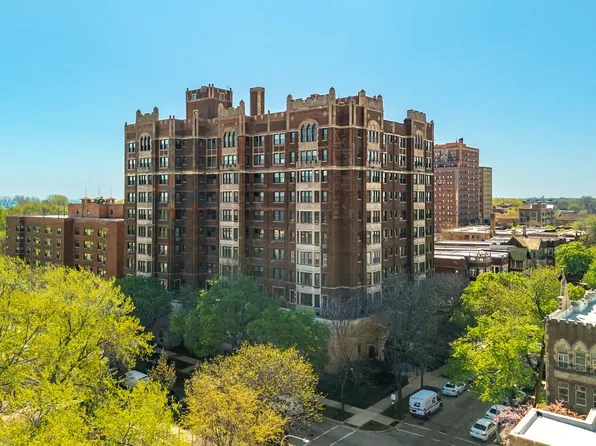 6901 S Oglesby Ave APT 10A, Chicago, IL 60649
