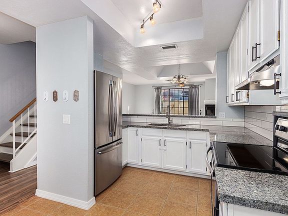 4th image of 3921 W Ivanhoe St Unit 174