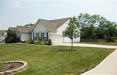 1st image of 300 Brookhurst Dr