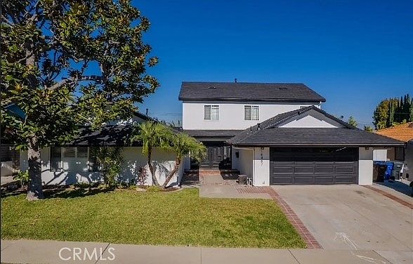 1st image of 15457 Facilidad St