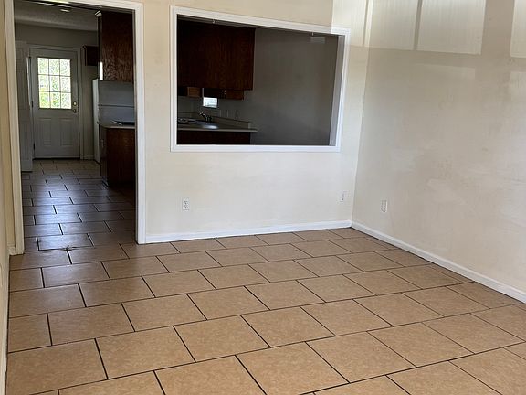 4th image of 1406 Sustella Ave APT 4