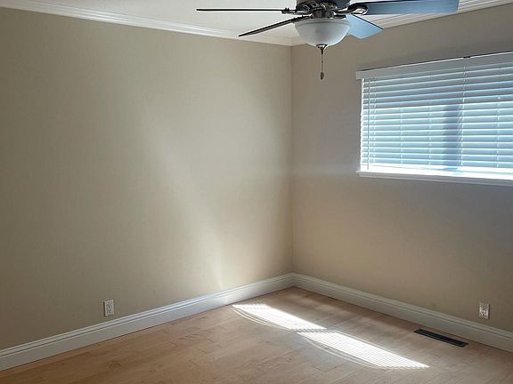 5th image of 168 Echo Ave APT 1