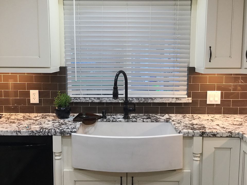 2nd image of 306 Lorraine Ave