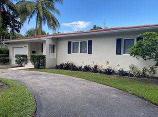 4905 Riviera Dr, Coral Gables, FL 33146